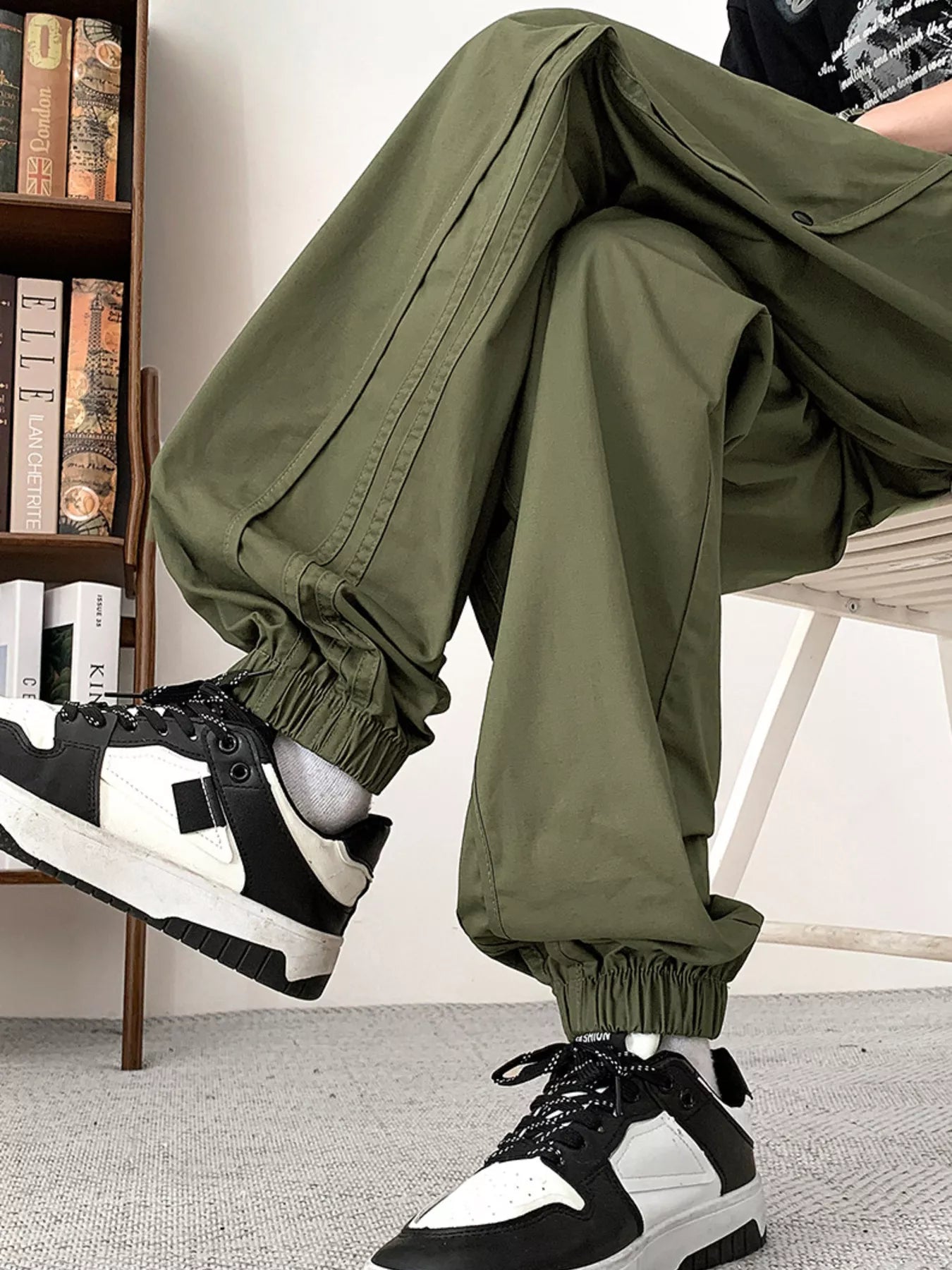 Relaxed Fit Extra Large Cargo Pants - OutfitLondon