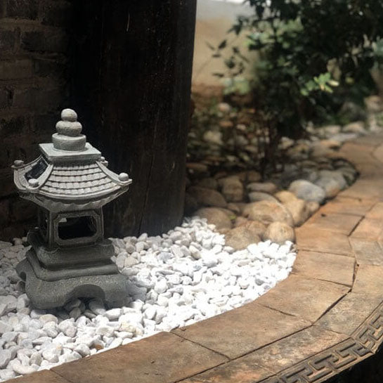 Serene Solar Powered Garden Lantern Light