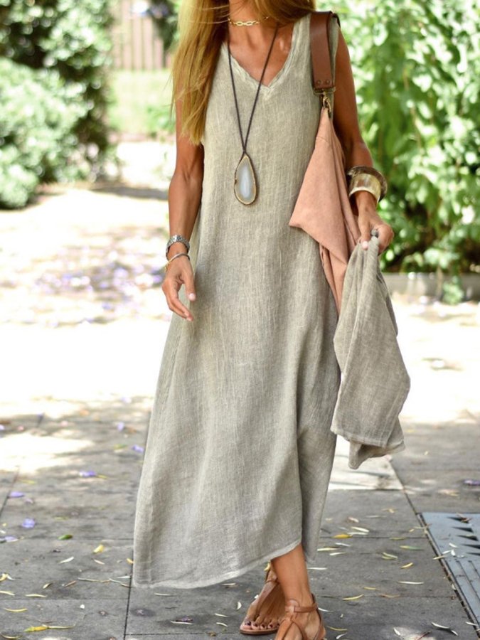 Elegant Women's Long Flowy Evening Dress
