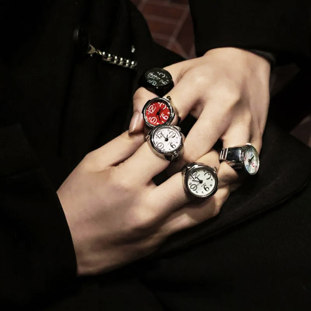 Fashionable Digital Watch Ring - OutfitLondon