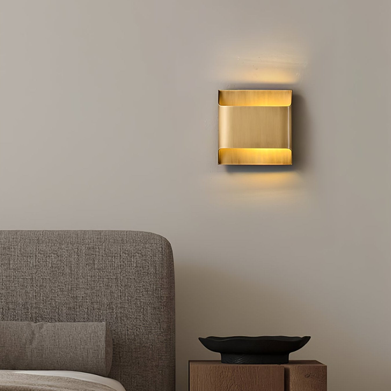 Contemporary Arc Brass LED Wall Light Fixture