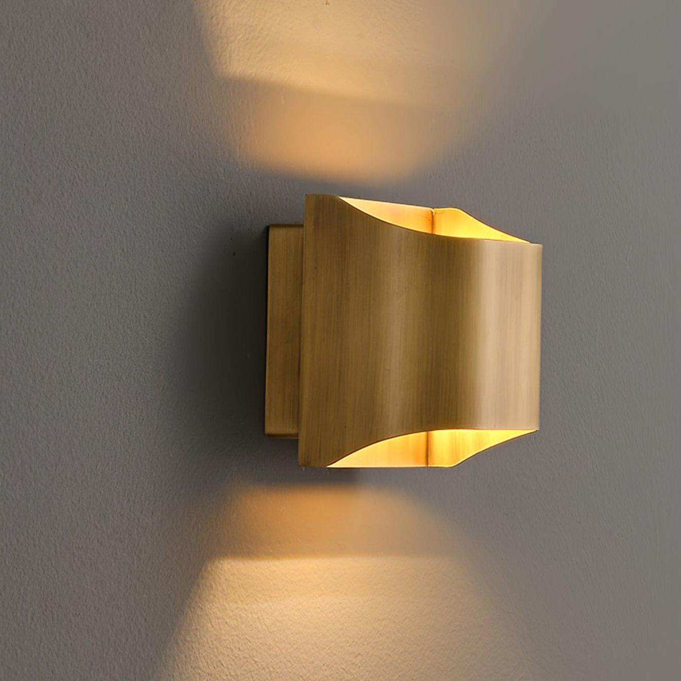 Contemporary Arc Brass LED Wall Light Fixture