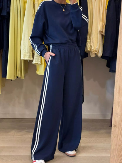 Vibrant Casual T-Shirt and Elastic Sweatpants Set