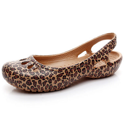 Women Clogs Jelly Beach Sandals Waterproof Anti Slip Nursing Shoes