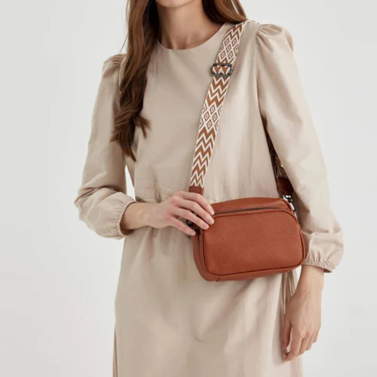 Versatile Tote Bag with Detachable Strap