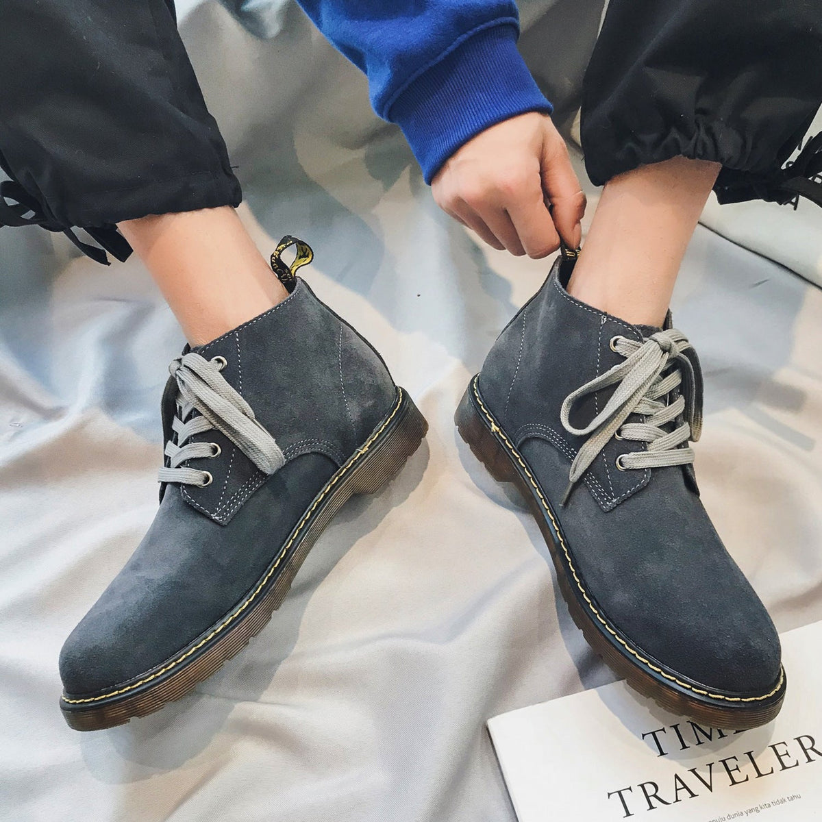 Men's Classic Leather Lace-Up Boots
