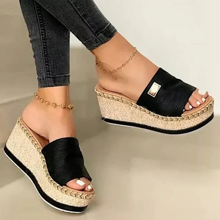Breathable Contoured Sandals for Ladies