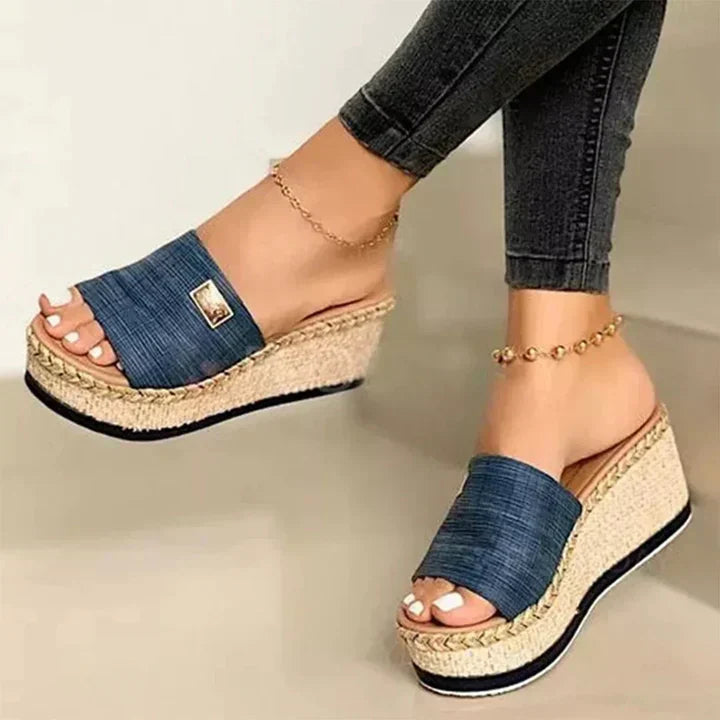 Breathable Contoured Sandals for Ladies