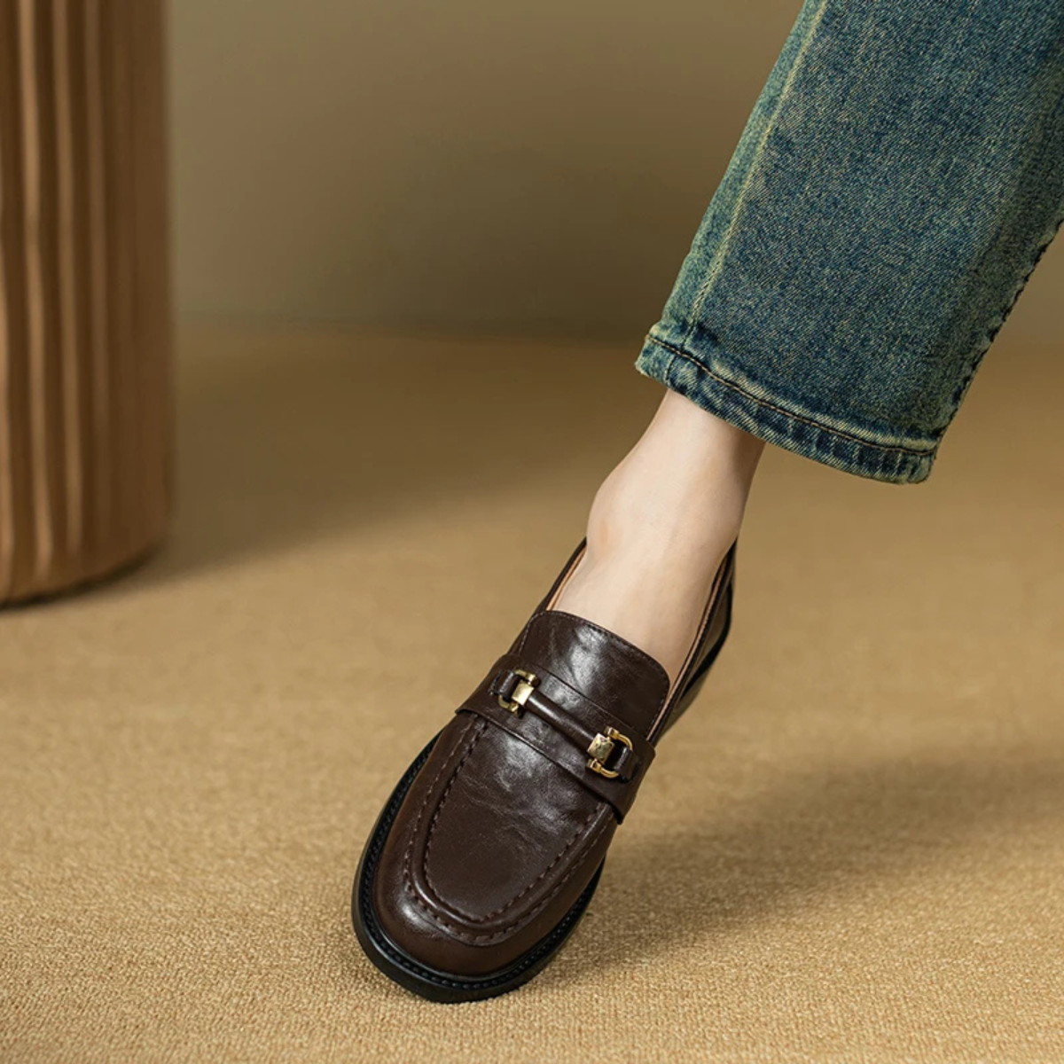 Luxury Mens Leather Slip On Dress Loafers with Metal Buckle