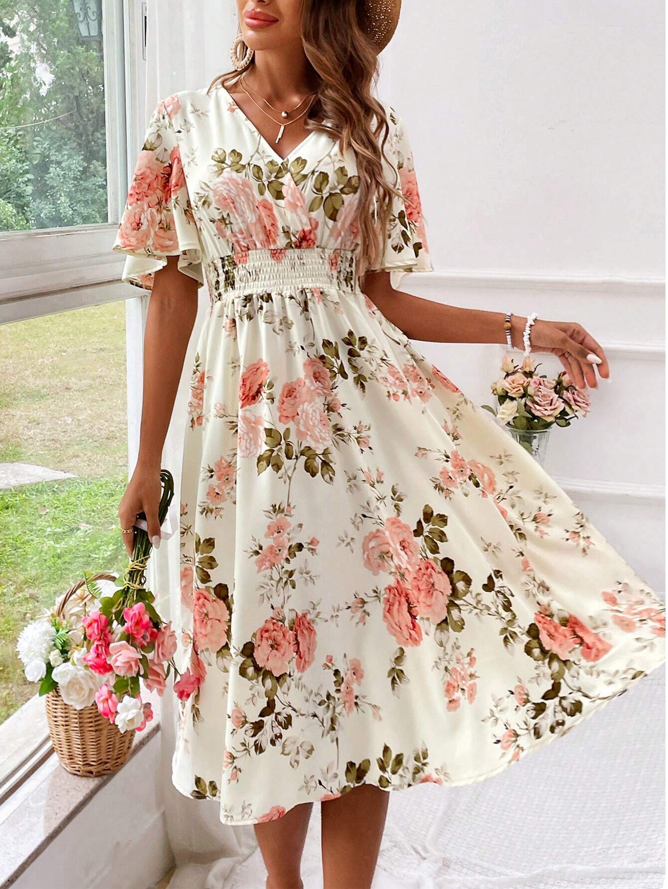 Pretty Floral V Neck Sundress - OutfitLondon