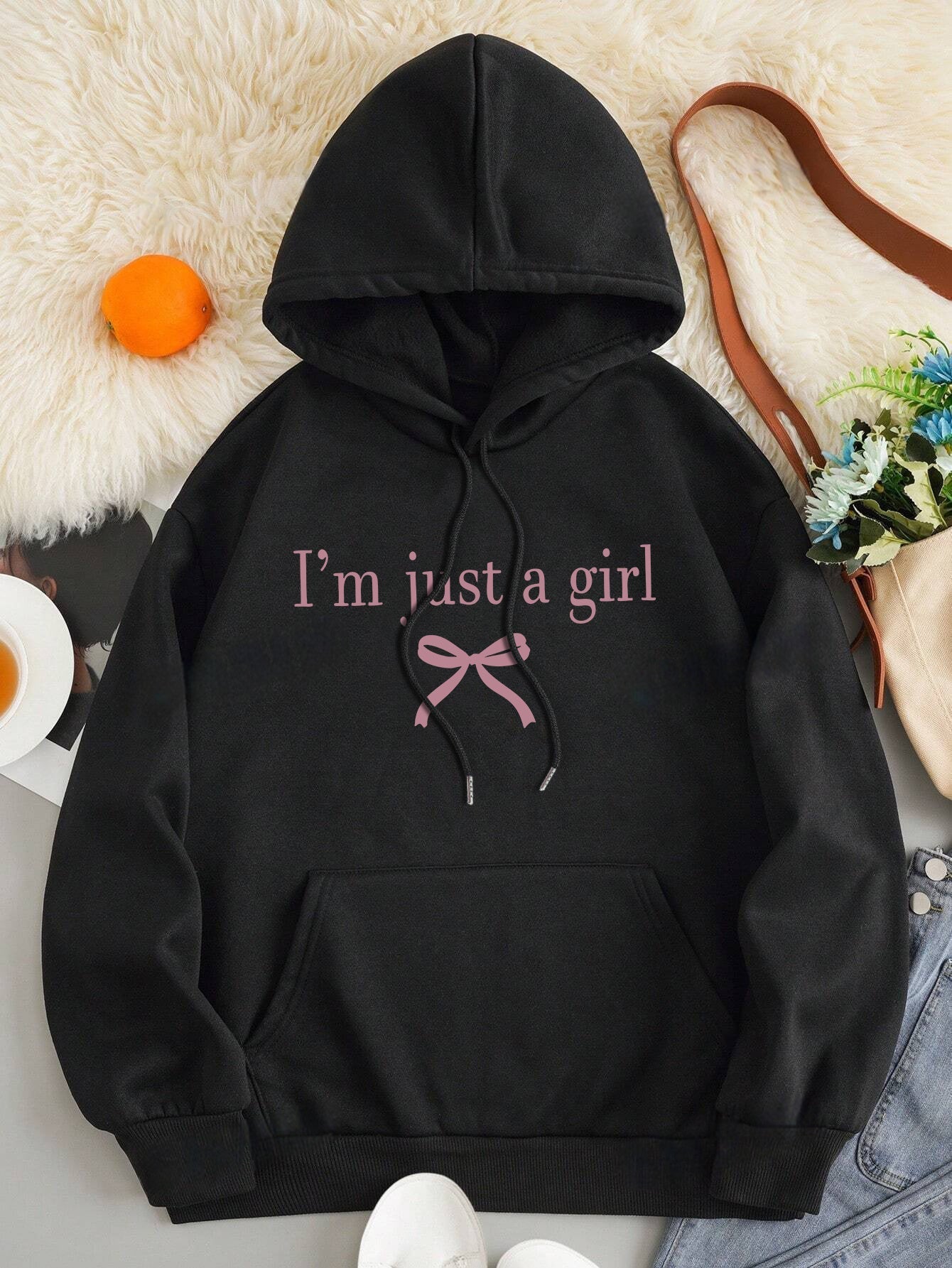 Relaxed Fit Ladies Graphic Sweatshirt - OutfitLondon