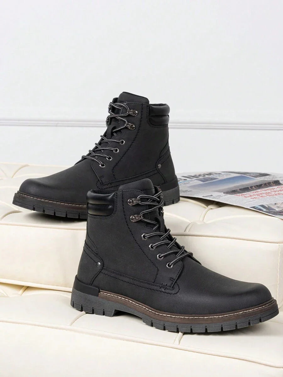 Comfortable Trekking Boots with Side Zipper