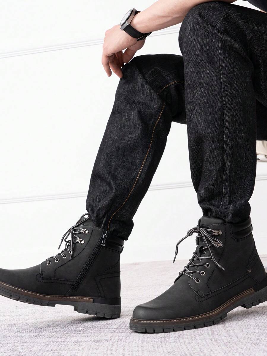 Comfortable Trekking Boots with Side Zipper