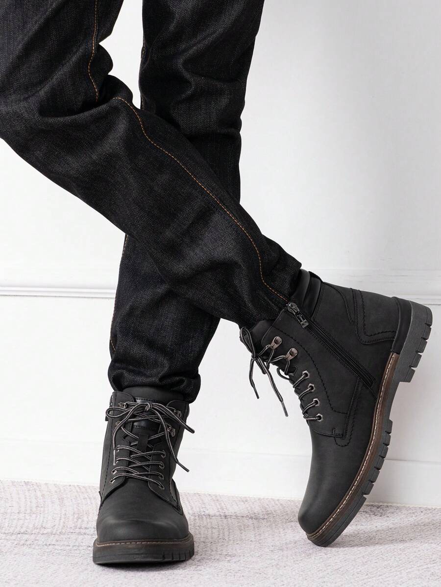 Comfortable Trekking Boots with Side Zipper