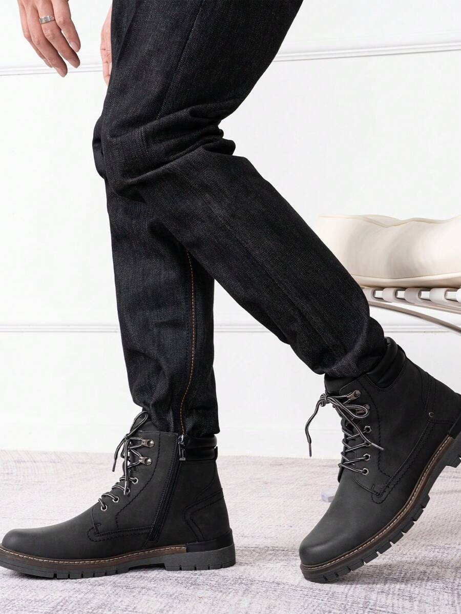 Comfortable Trekking Boots with Side Zipper