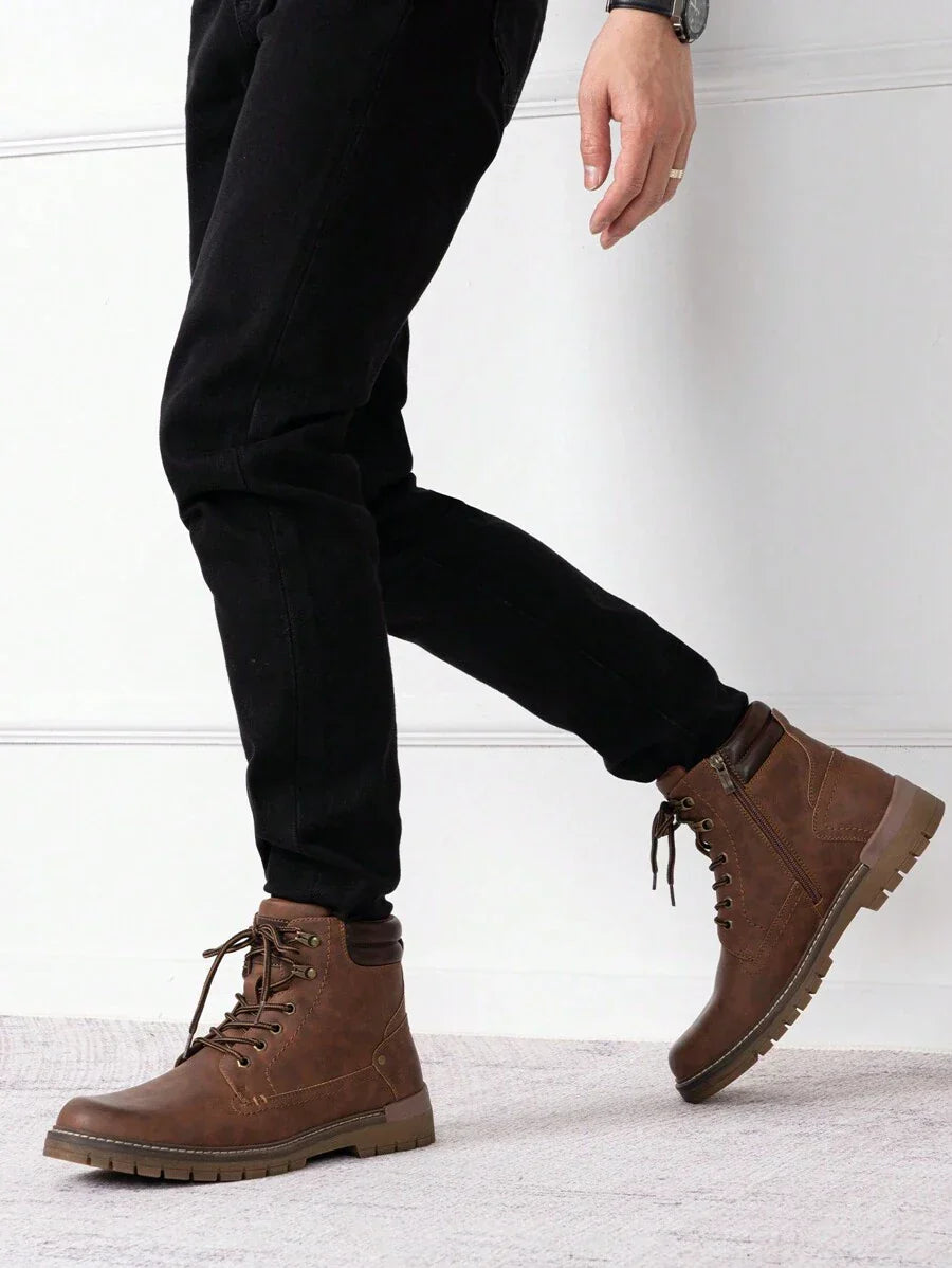 Comfortable Trekking Boots with Side Zipper
