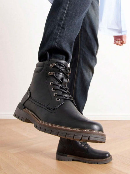 Comfortable Trekking Boots with Side Zipper