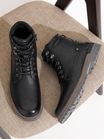 Comfortable Trekking Boots with Side Zipper