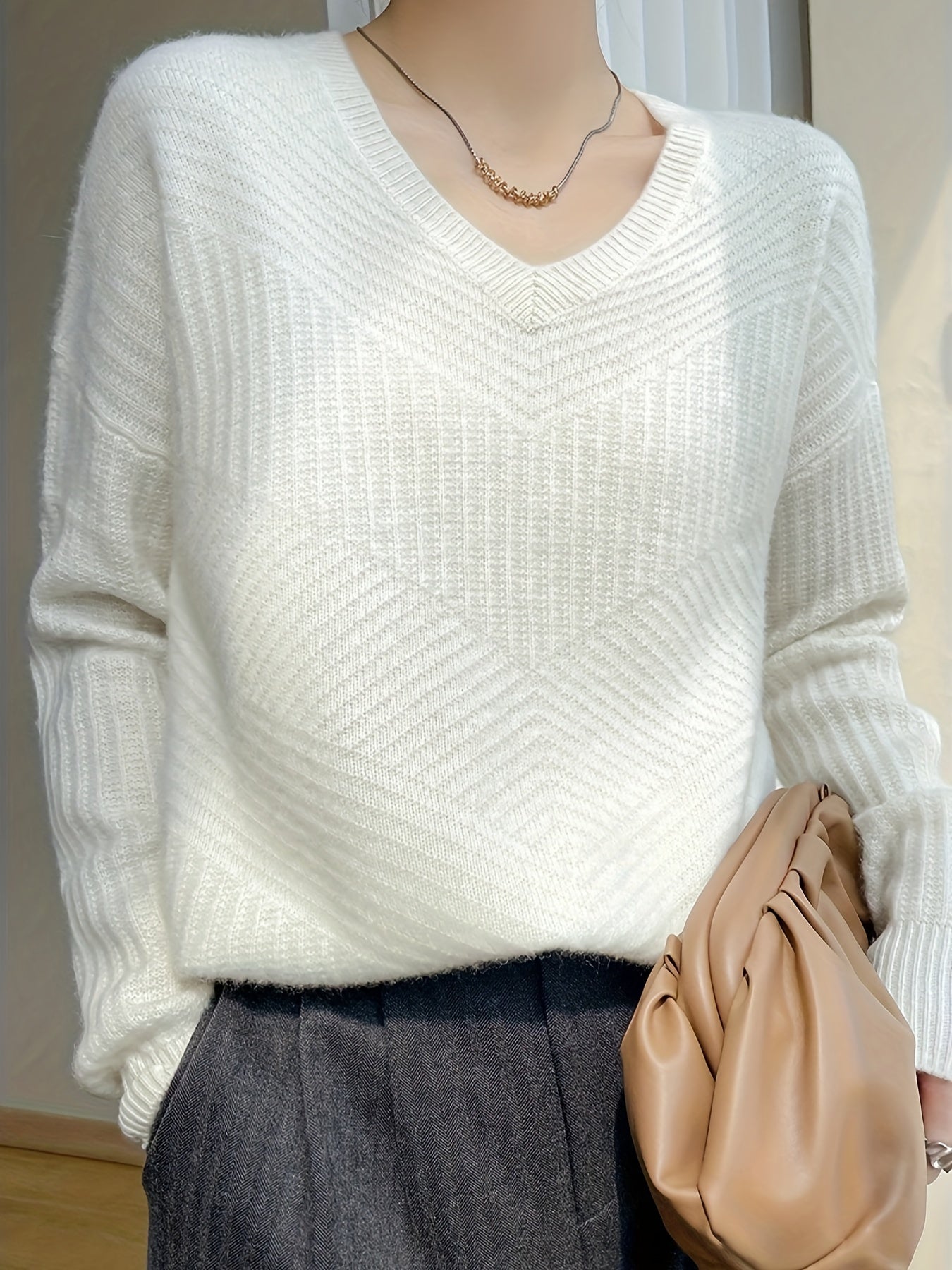Warm Women's Crew Neck Wool Pullover Sweater - OutfitLondon