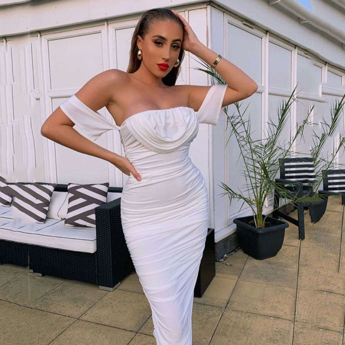 Sexy Ruched Bodycon Midi Dress for Women - OutfitLondon
