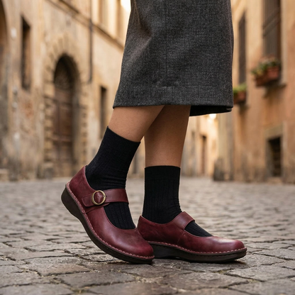 Classic Low Heel Leather Flat Shoes for Women - OutfitLondon
