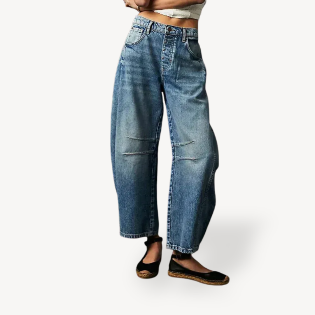 Loose Fit Women's Blue Jeans - OutfitLondon