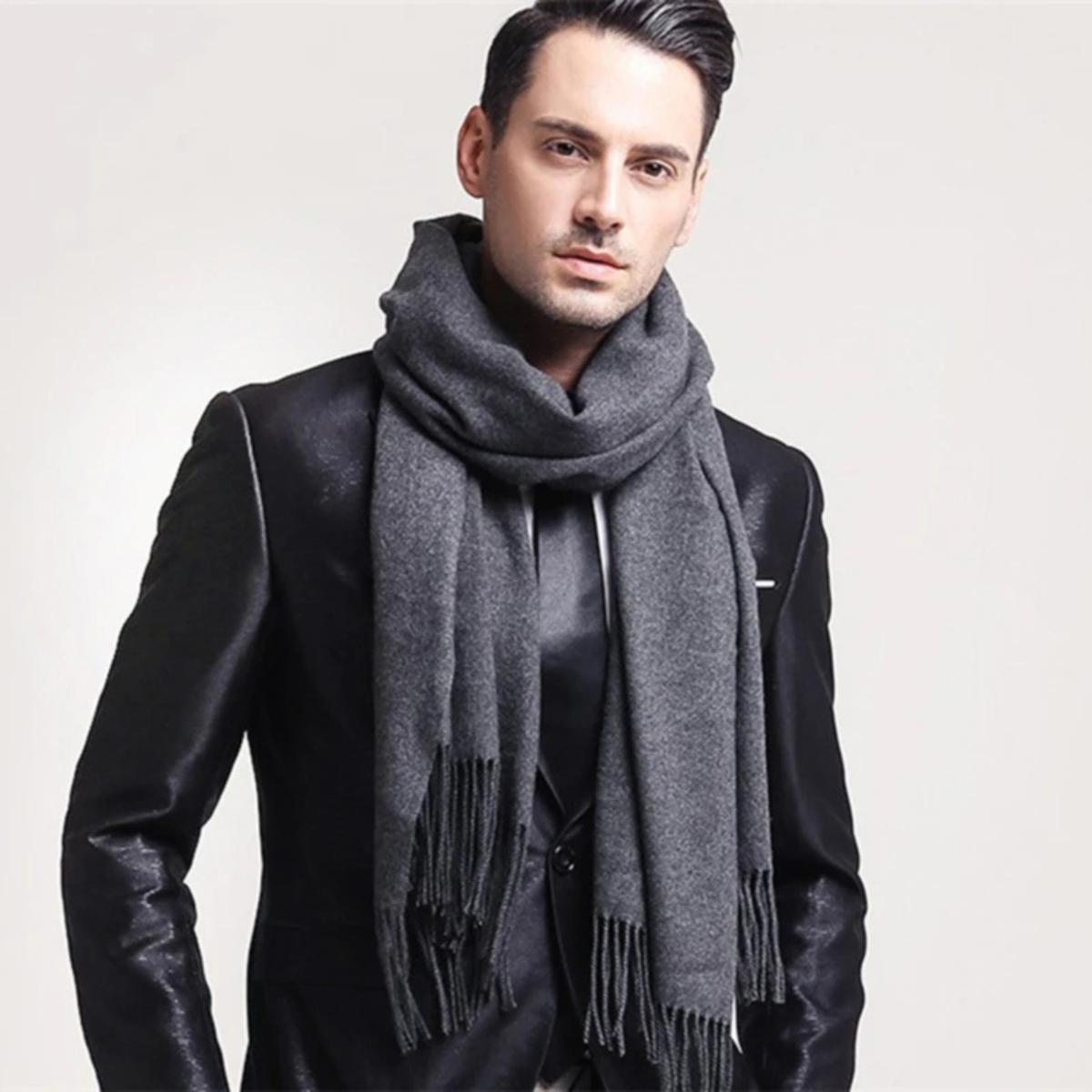 Soft Grey Men's Cashmere Blend Scarf