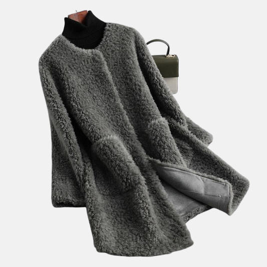Soft Faux Fur Women's Coat with Open Front Design - OutfitLondon