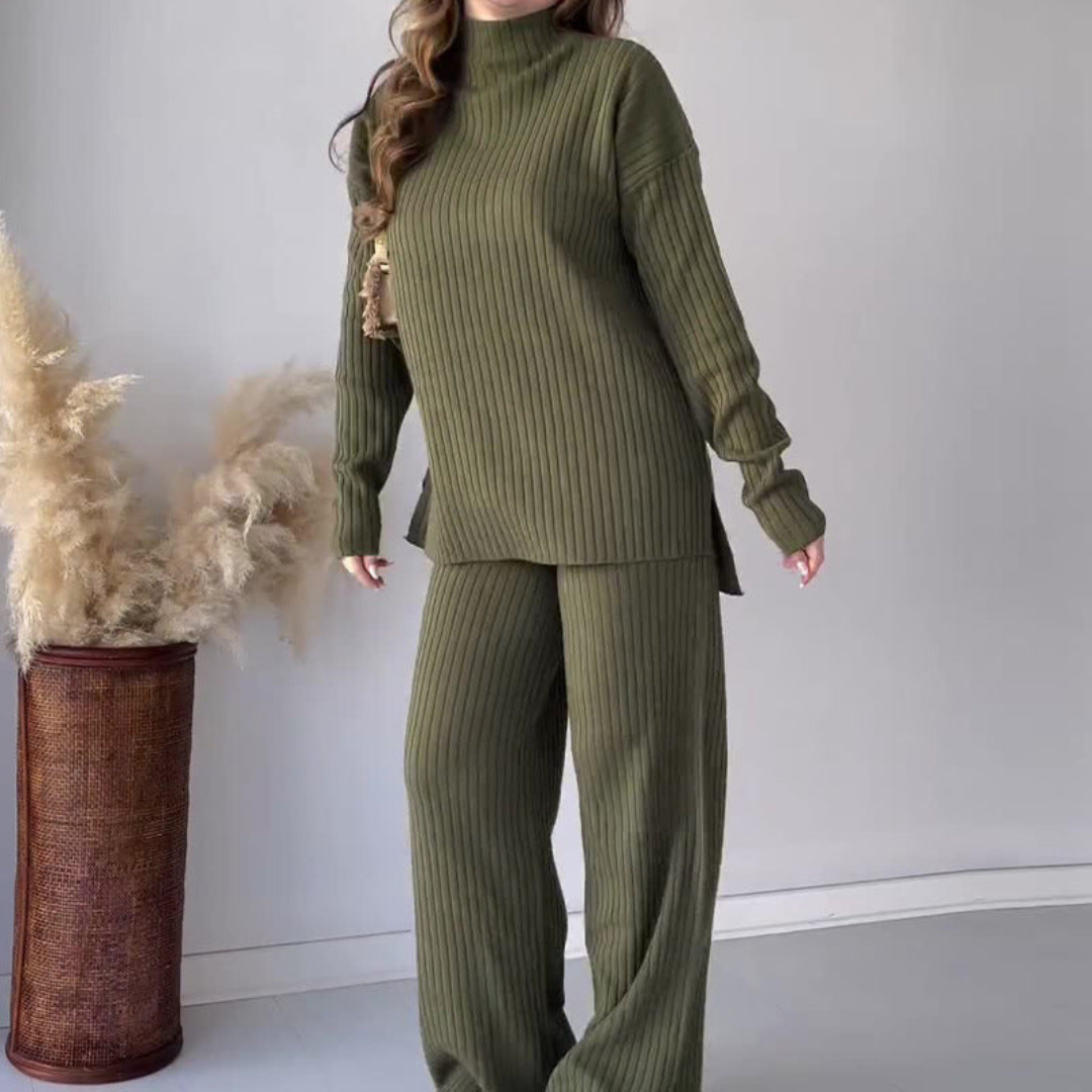 Cozy Ladies Knitted Jumper and Leggings Set - OutfitLondon
