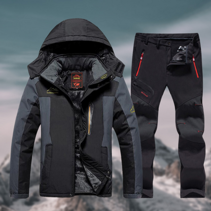 Cozy Waterproof Hiking Jacket - OutfitLondon