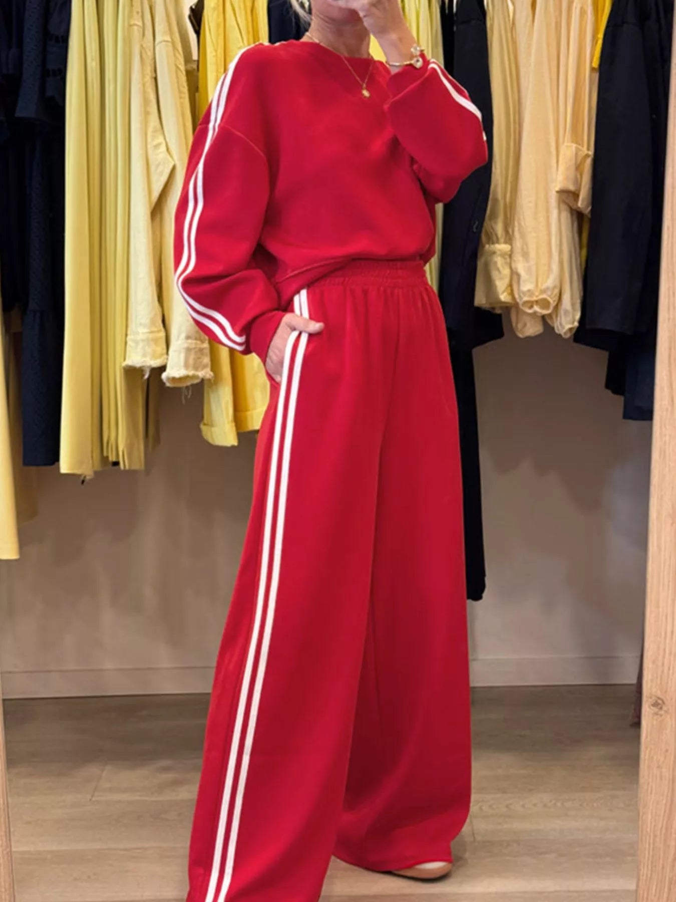 Vibrant Casual T-Shirt and Elastic Sweatpants Set