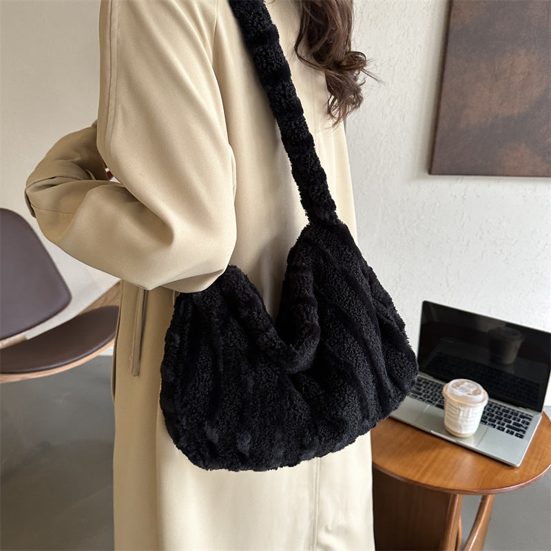 Women's Casual Plush Shoulder Bag