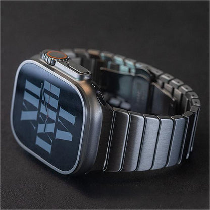 Durable Metal Apple Watch Strap with Easy Lock - OutfitLondon