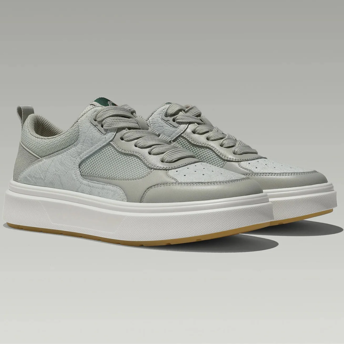 Comfortable Men's Slip On Sneakers – Lightweight Shoes - OutfitLondon