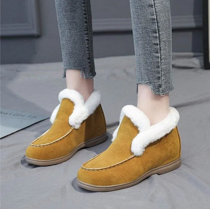 Cozy Women's Insulated Snow Boots