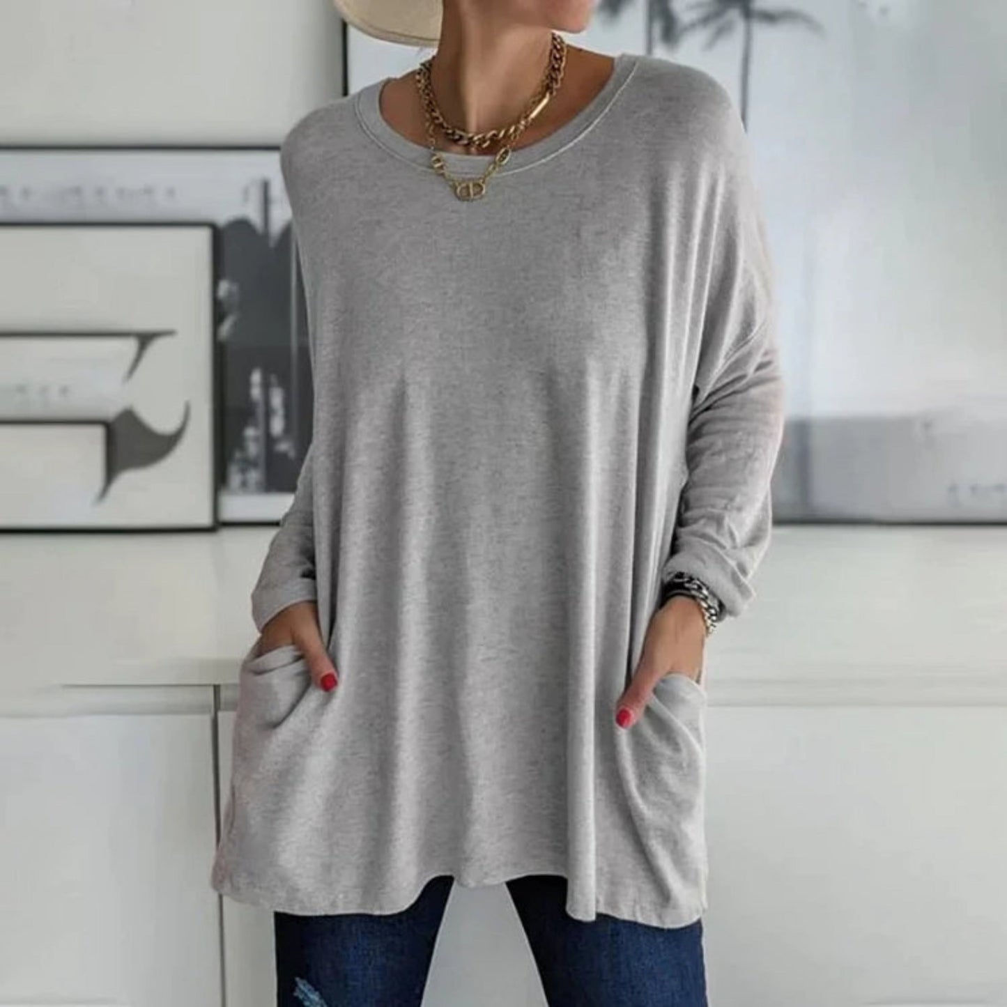Cozy Oversized Sweater for Women with Handy Pockets