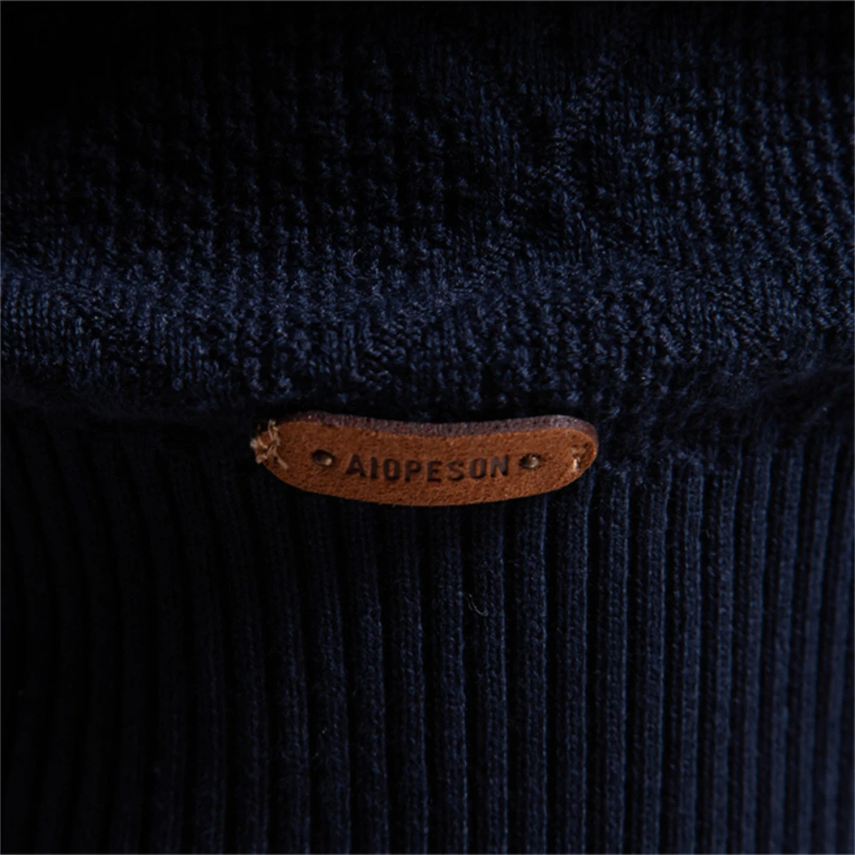 Relaxed Fit Men's Geometric Knit Polo Sweater