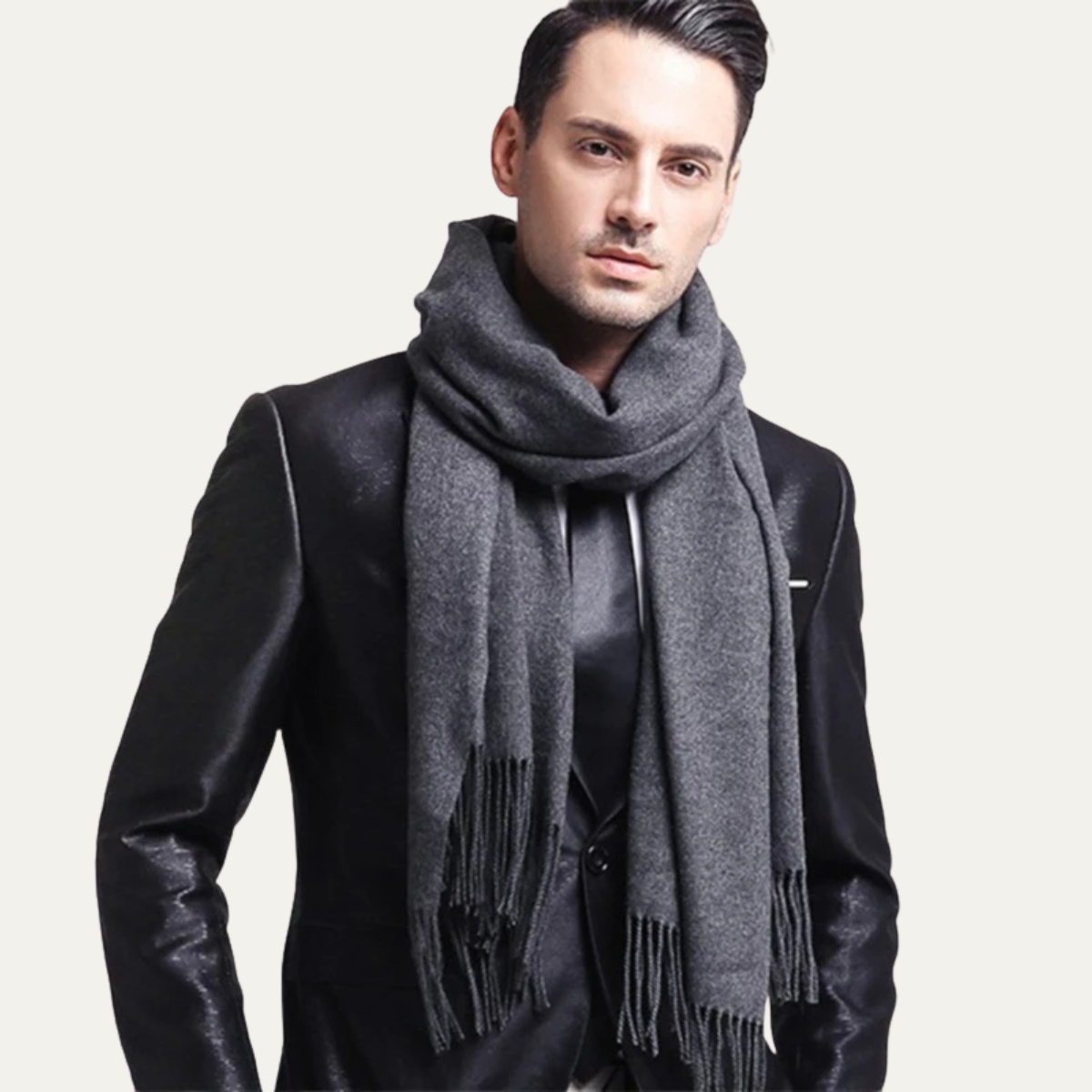 Soft Grey Men's Cashmere Blend Scarf - OutfitLondon