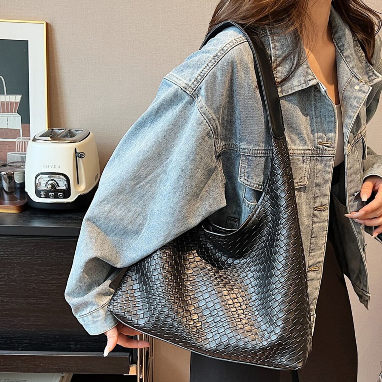 Classic Women's Large Leather Tote Bag