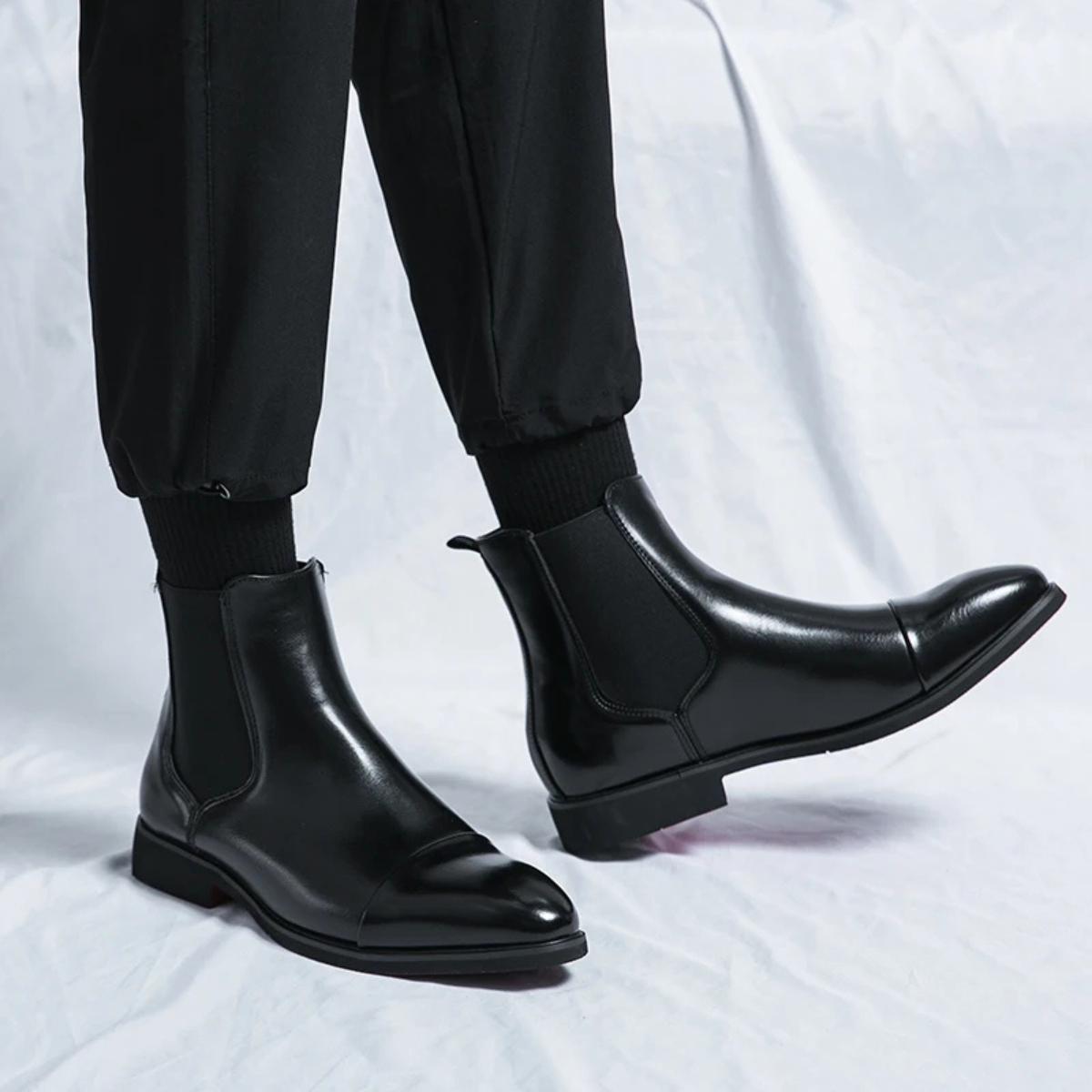 Luxury Men's Black Leather Chelsea Boots Red Sole