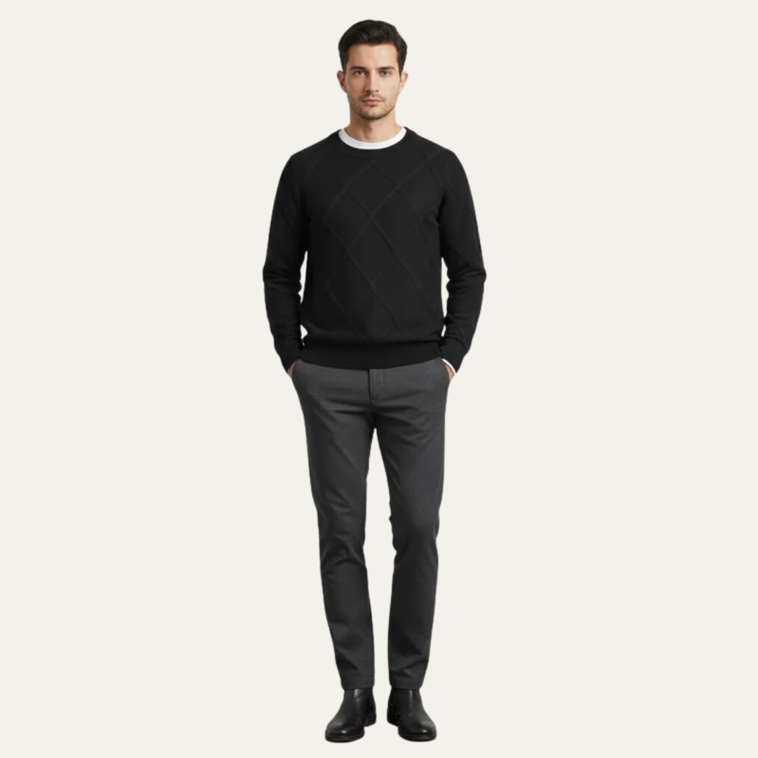 Classic Crew Neck Diamond Pattern Sweater