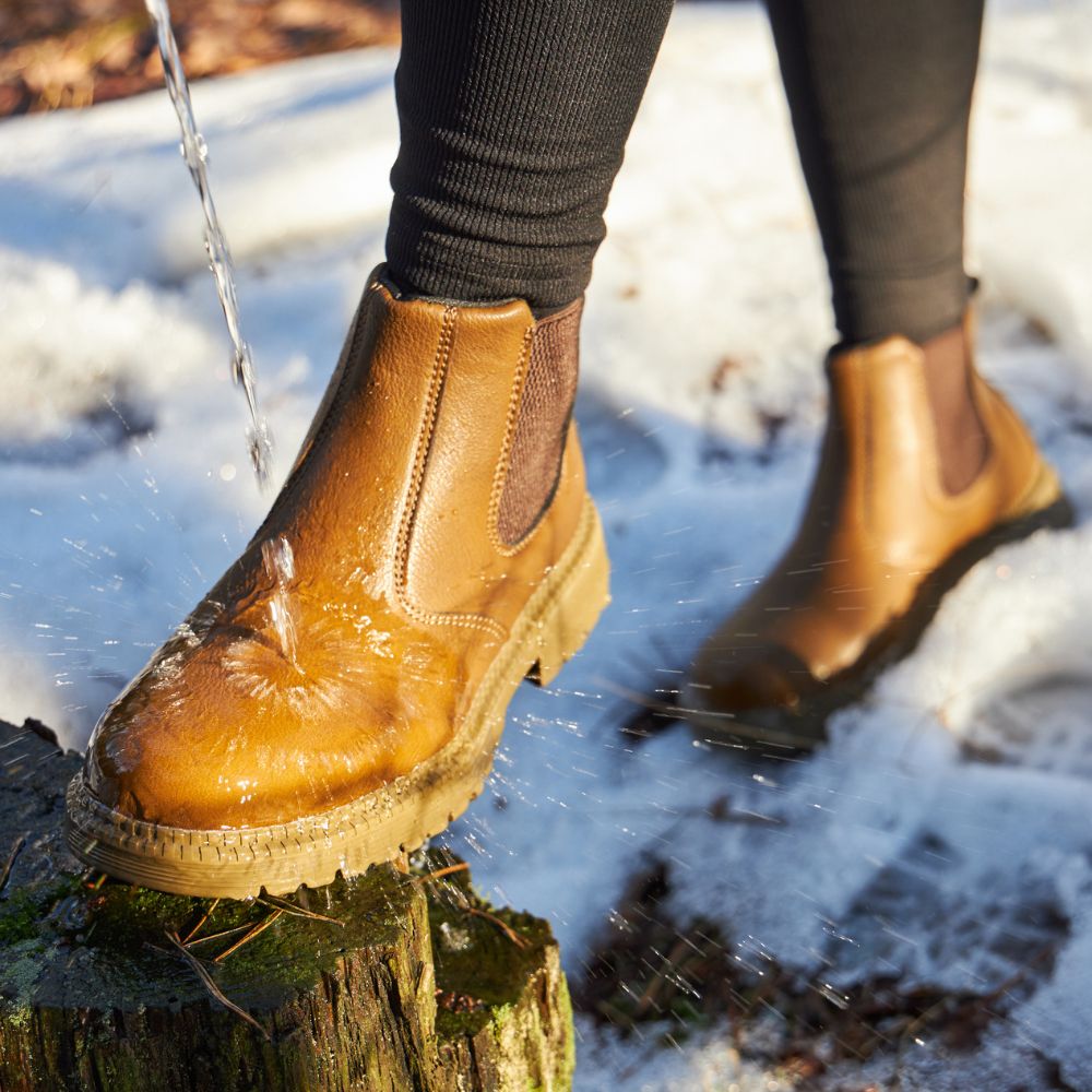 Rugged Men's Chelsea Ankle Boots