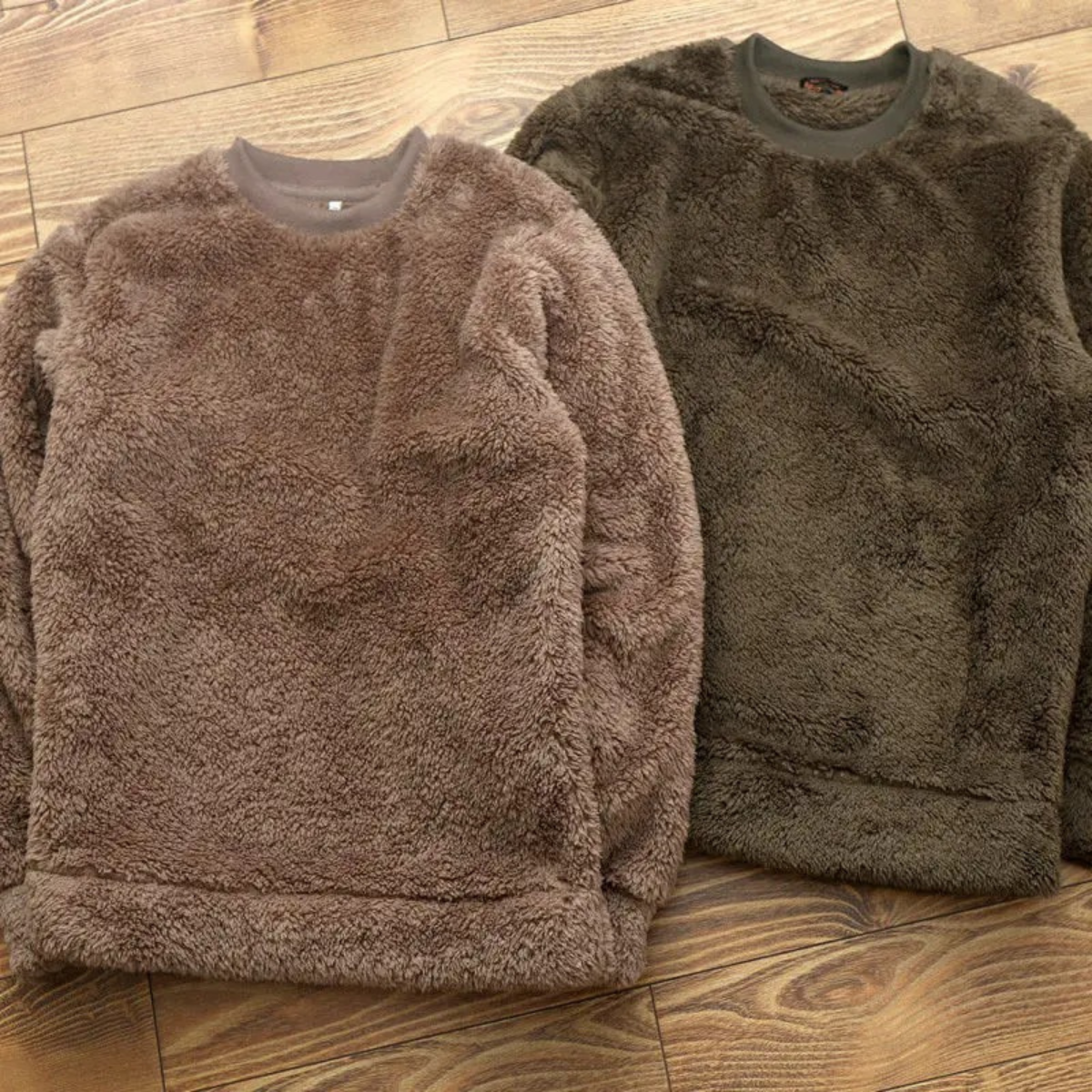 Warm Men's Lightweight Coral Sweater