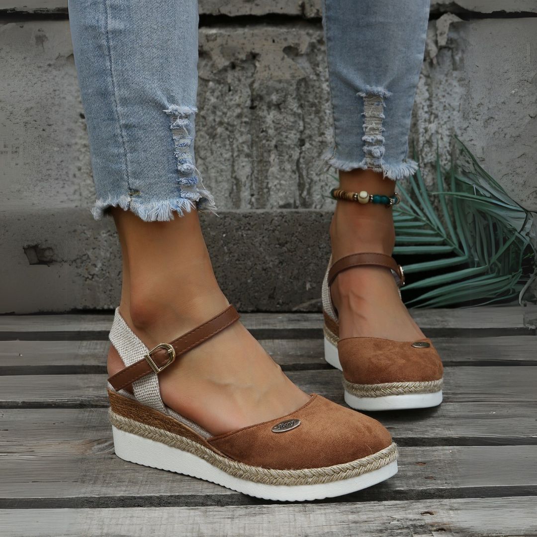 Comfortable Flat Suede Sandals for Women