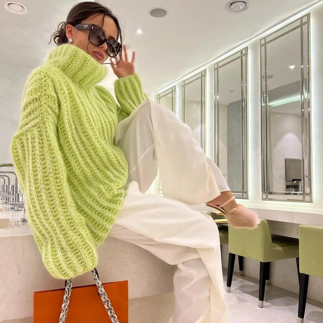 Soft Women's Classic Crew Neck Sweater