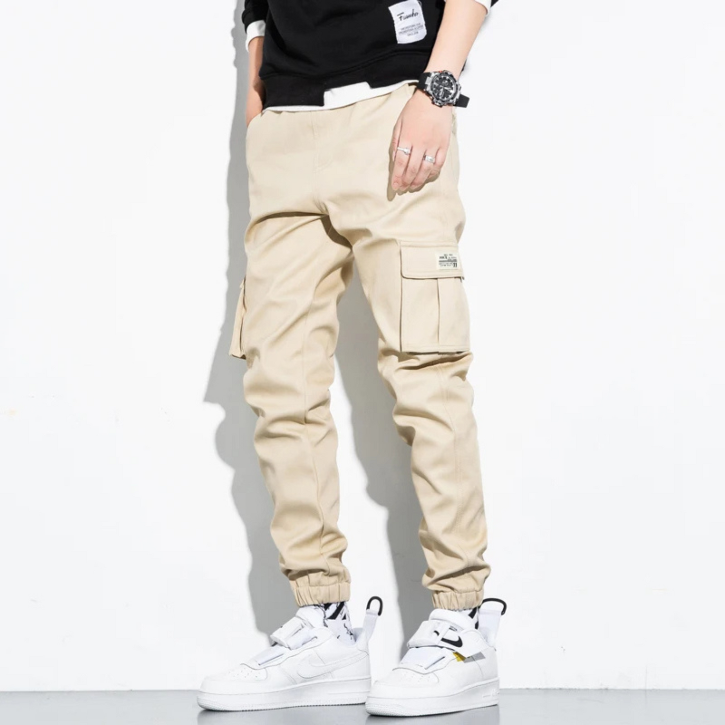 Comfortable Cargo Pants with Stretch Waist and Multiple Pockets