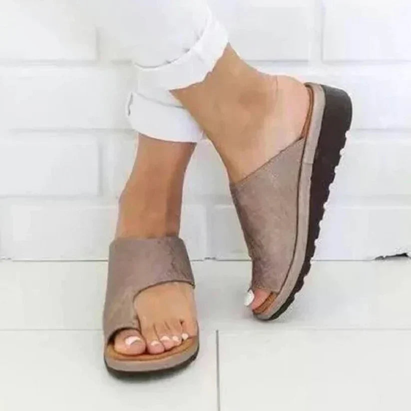 Comfortable Women's Supportive Slip On Slippers