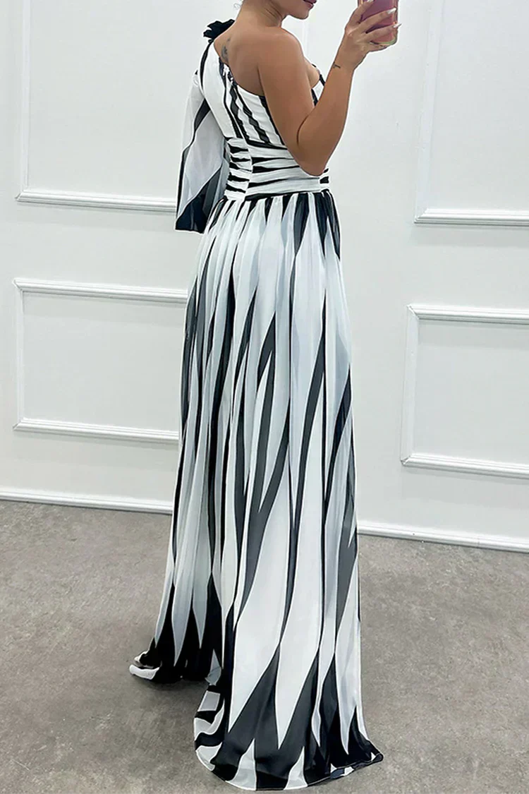 Chic Asymmetrical One Shoulder Stripe Dress