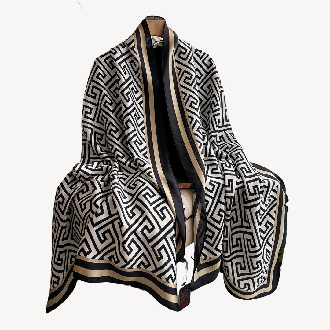 Fashionable Grid Pattern Women's Scarf - OutfitLondon