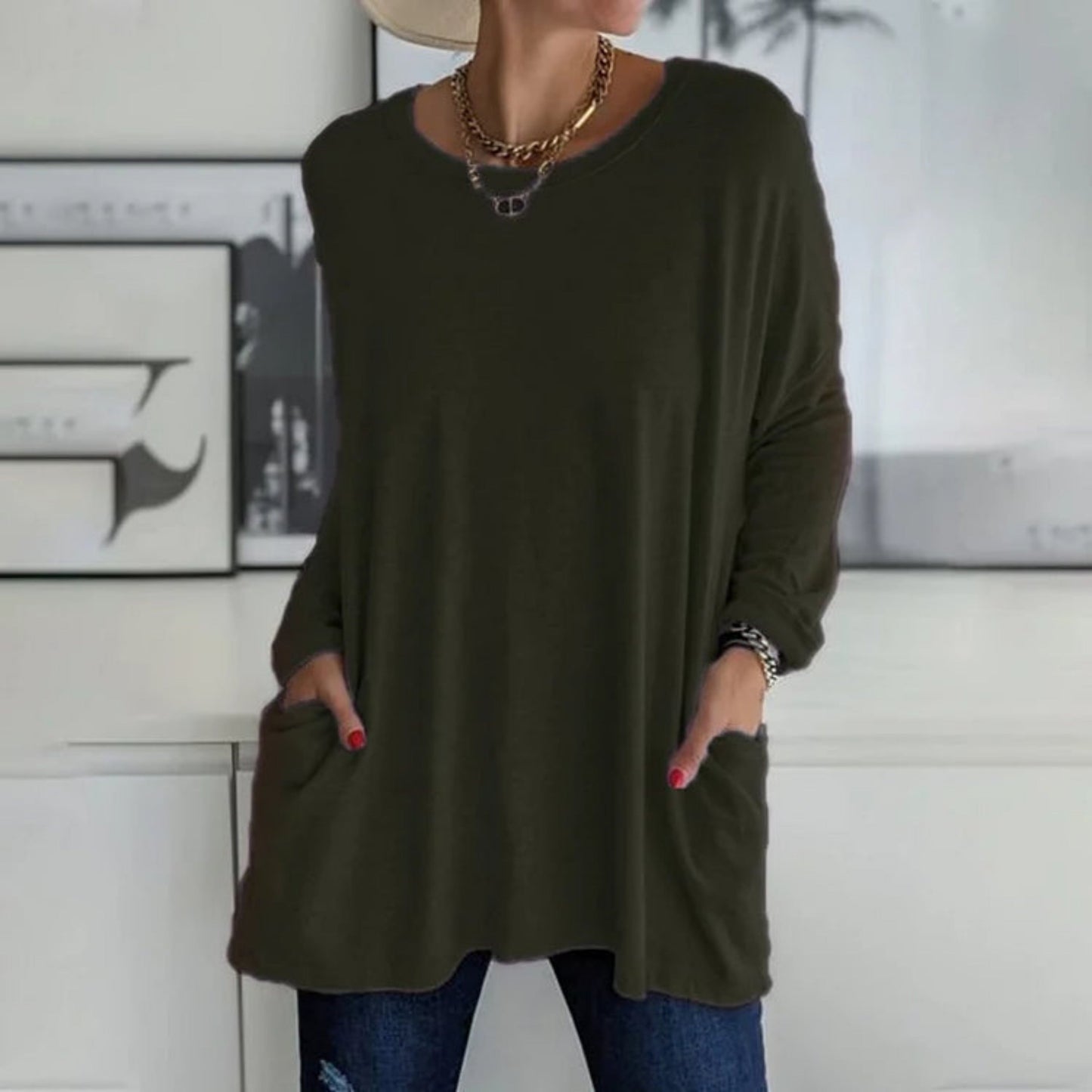 Cozy Oversized Sweater for Women with Handy Pockets
